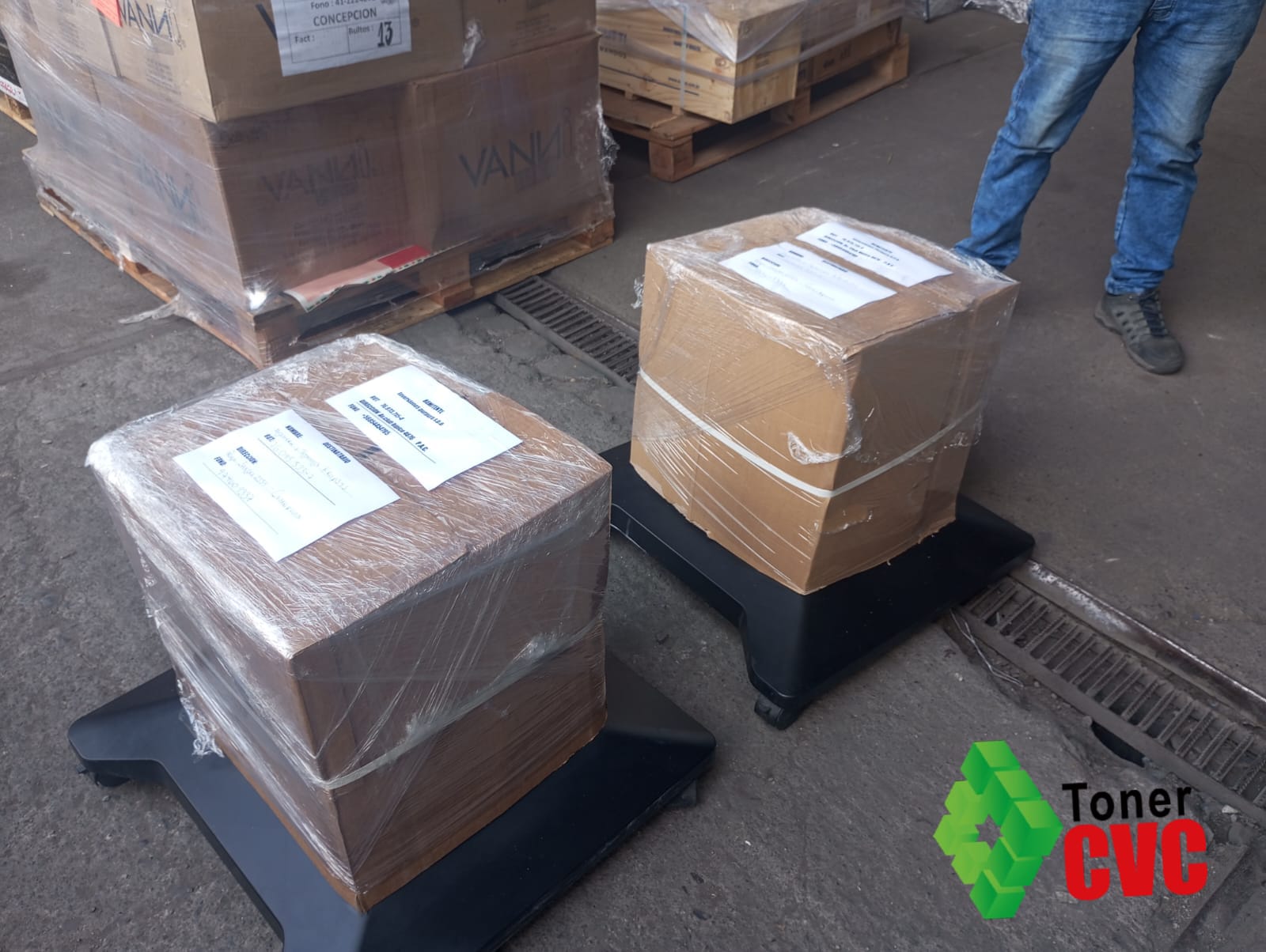 Pallet de impresoras para envío